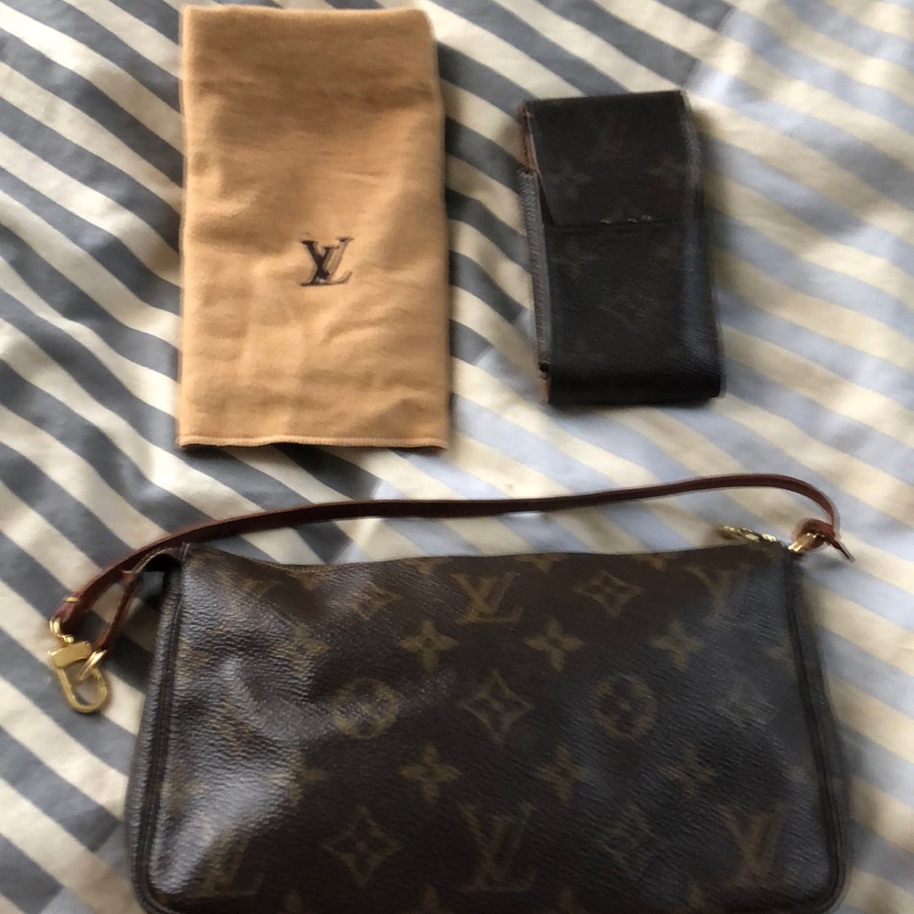 Louis Vuitton pouchette with cigar case w/dustbag